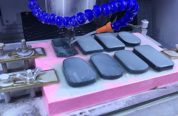 購(gòu)買(mǎi)高精度玉石雕刻機(jī)的六個(gè)步驟